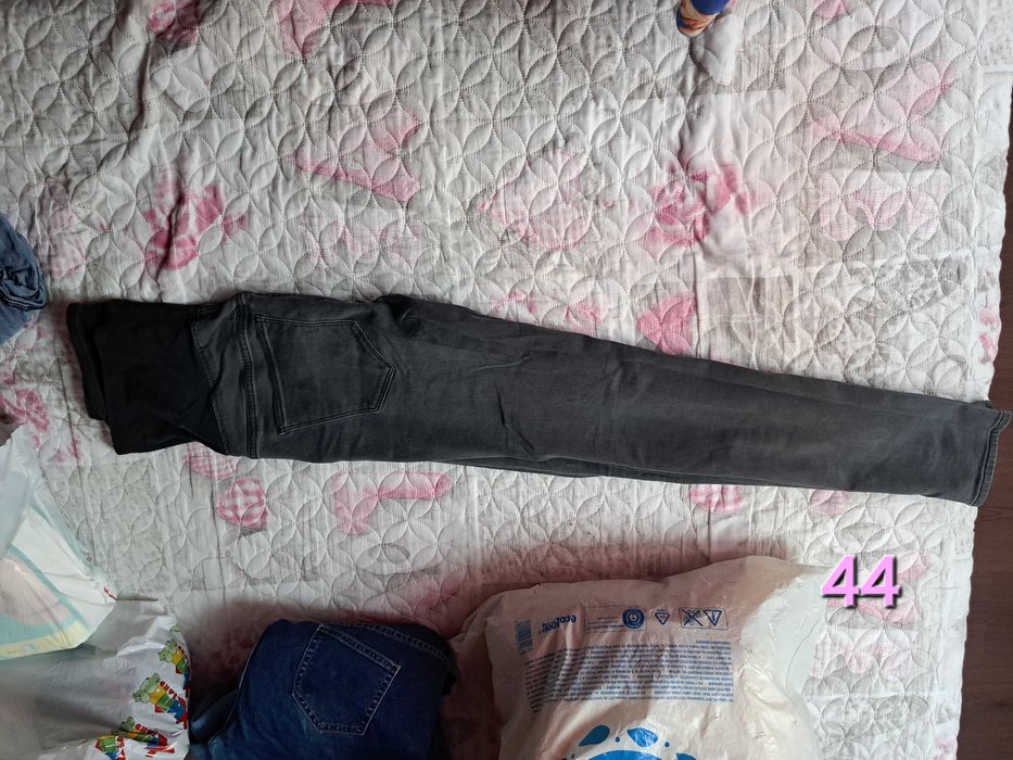 Дънки за бременни