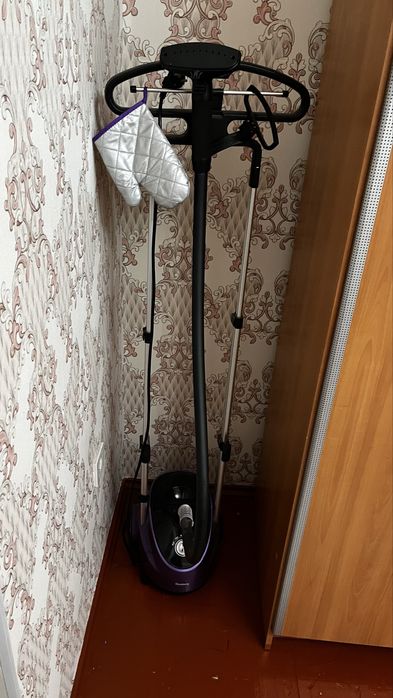 Паравой утюг продам срочно