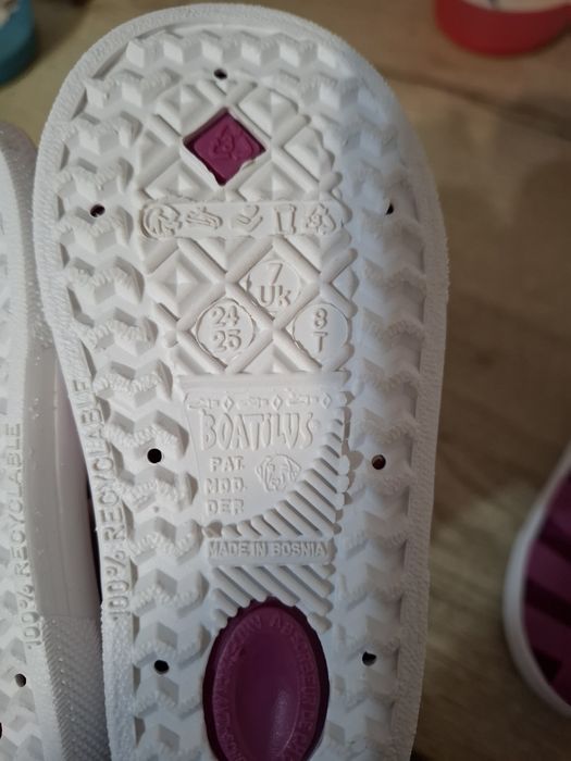 Sandale boatilius mărime 24/25 impecabilele