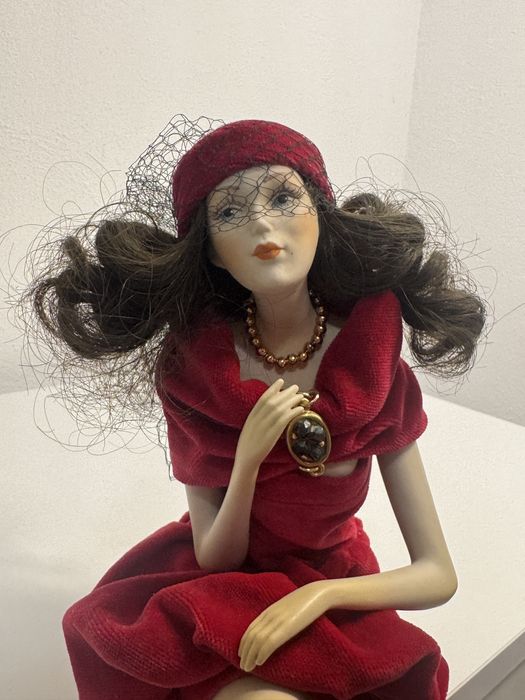 Papusa portelan Marigio. Rara, de colectie.