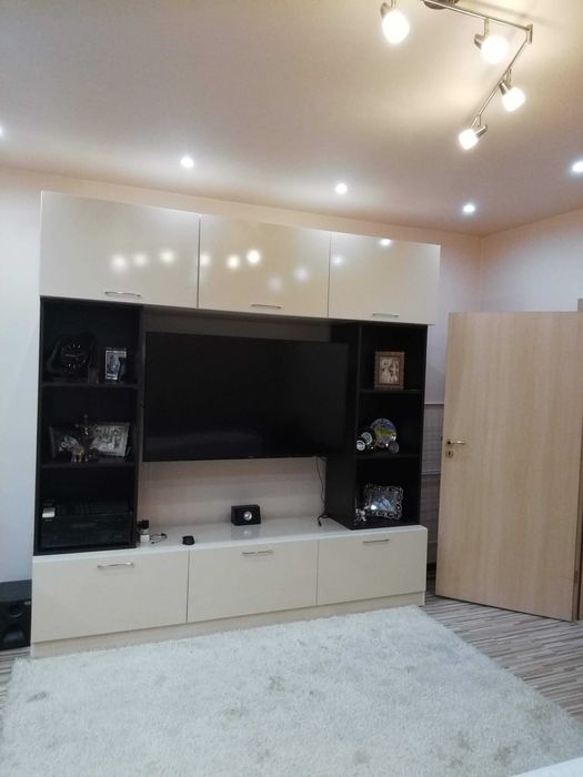 Продава се Тристаен апартамент в София, Красна поляна 2 - 70 кв.м за 984 €/кв.м - Снимка #1