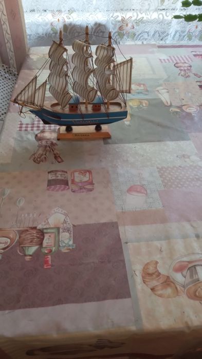 Продам парусник корабли