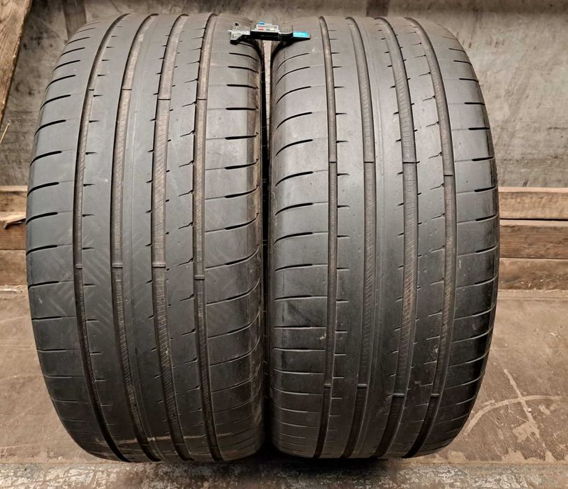 2 anvelope 275/40 R22 Goodyear