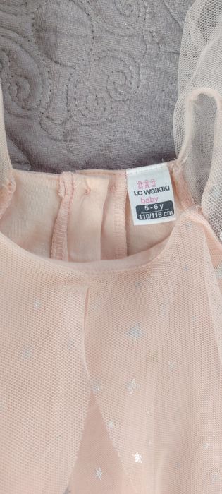 Продам платье для девочки