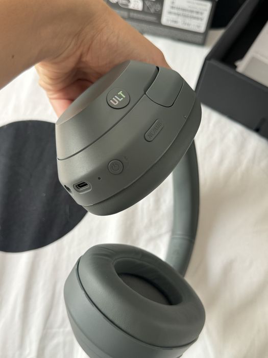 Безжични слушалки на Sony