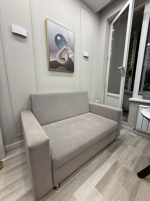 Диван двухместный раздвижной