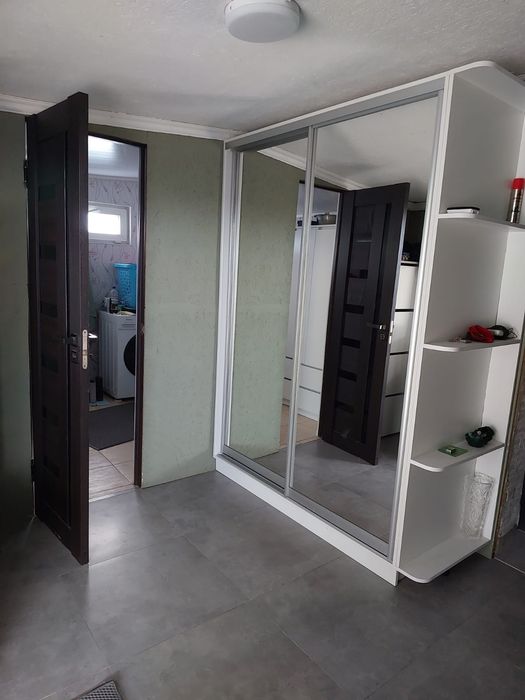 Продам дом с участком 6 соток.