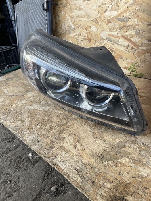 Фар ляв,десен за Kia Sorento 2016-2018год.