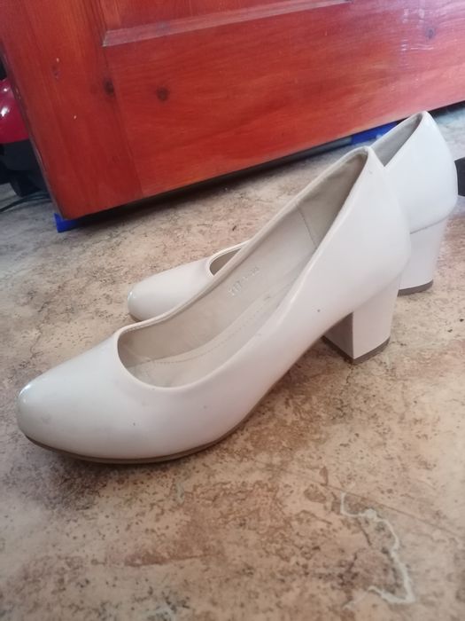 Туфли почти новые