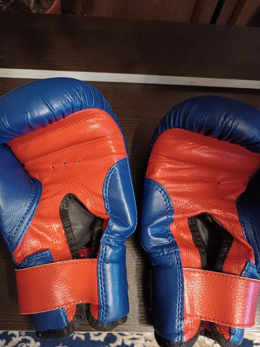 Перчатки боксерские  6 oz