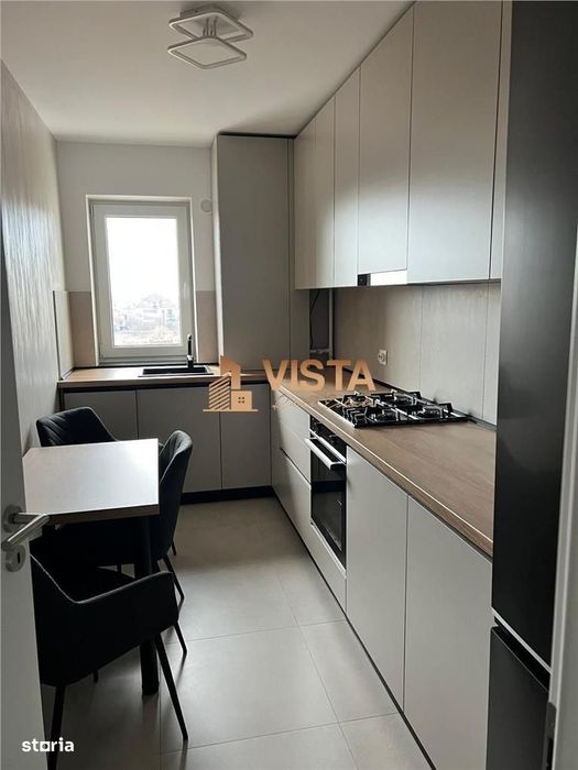 Exclusivitate, Garsoniera decomandata-40 mp, Qualis 2, Tractorul,Braso
