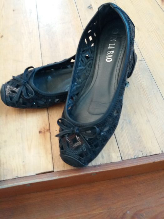 Продам женскую обувь