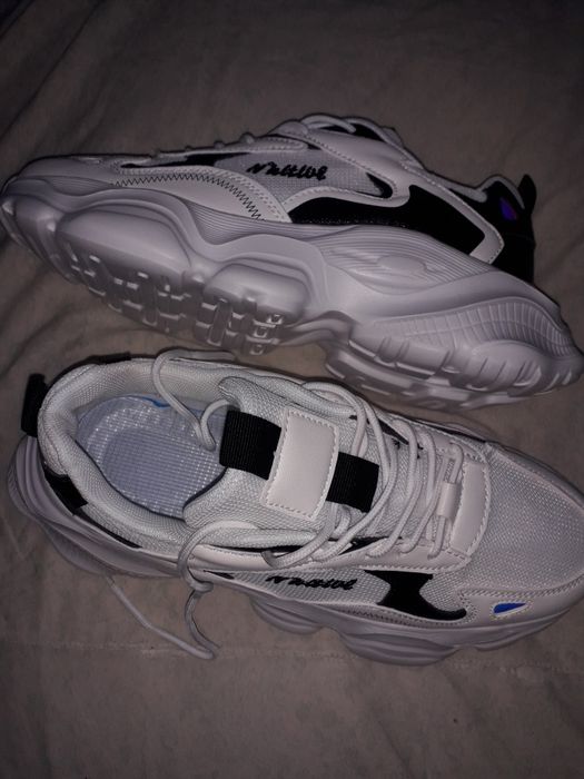 Мужские кроссовки