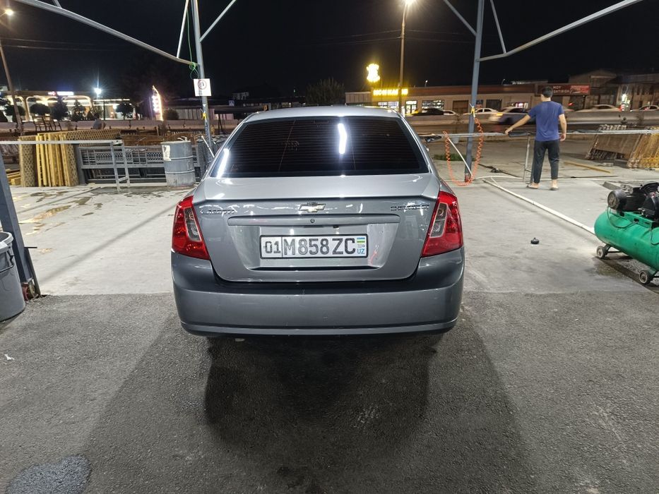 Lacetti 2012 arenda