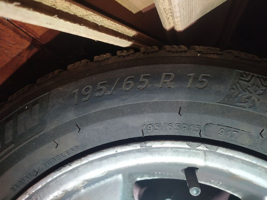 Michelin Alpine 6 Зимни гуми и джанти 15 цолаR15 195/65