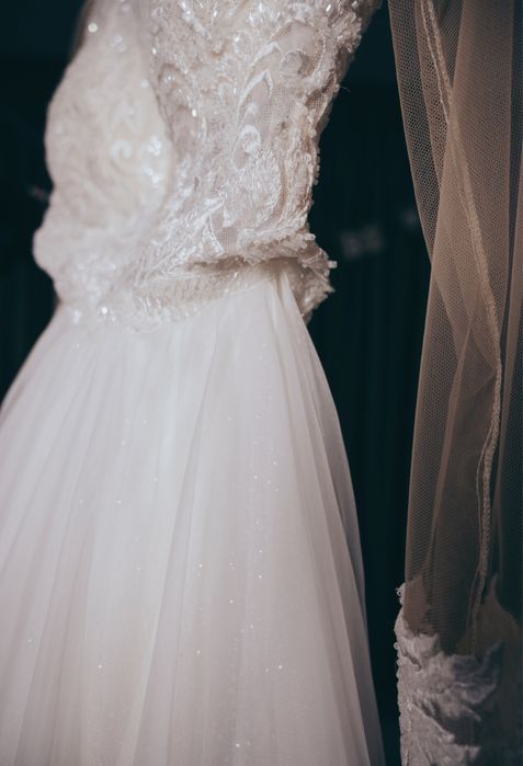 Vand rochie de mireasa marimea M