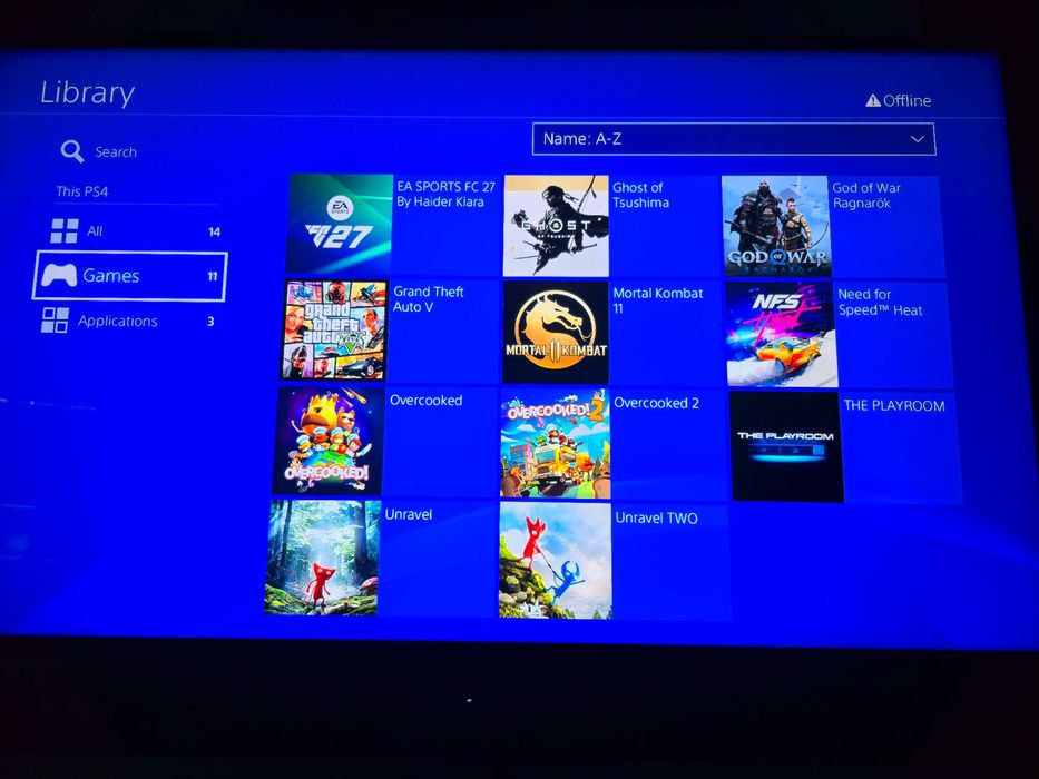 PS4 + maneta + jocuri