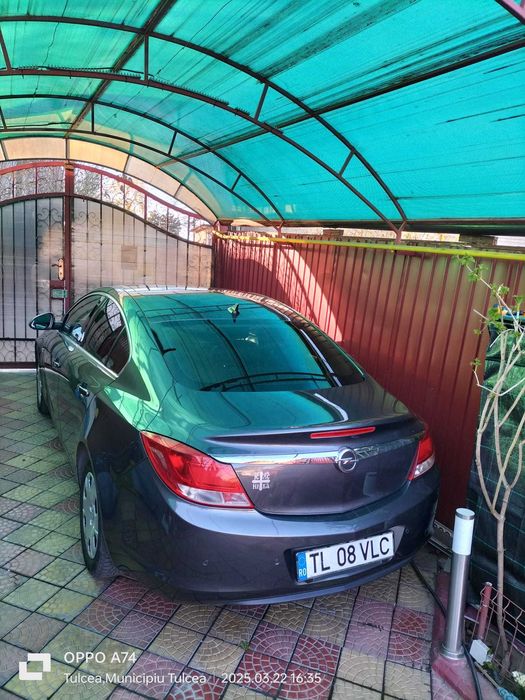Vând Opel Insignia 2.0.