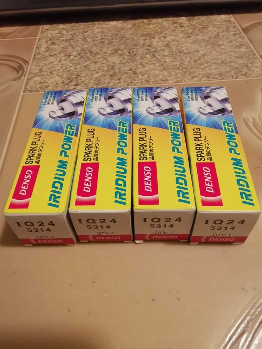 Запалителни свещи Denso Iridium Power IQ24