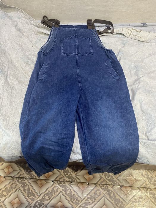 Продам комбез джинсовый новый