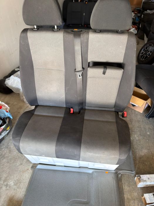 Предна двойна седалка за Sprinter W906