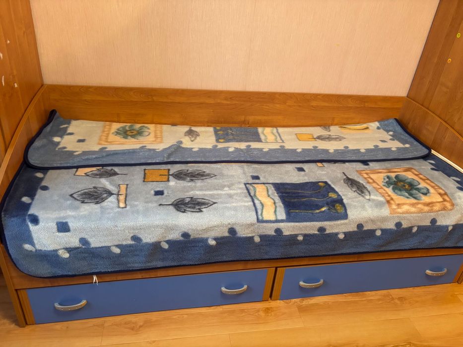 Продам детскую горку