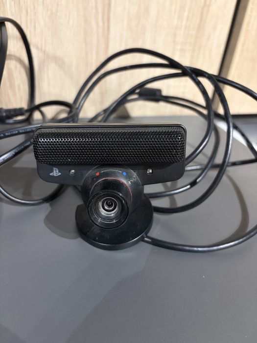 Consola PS3 cu multe accesorii