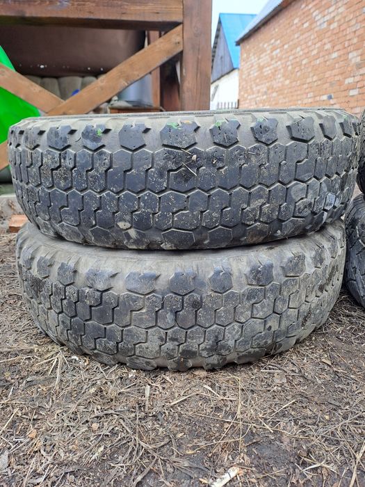 Продам резину стояло на уаз таблетка