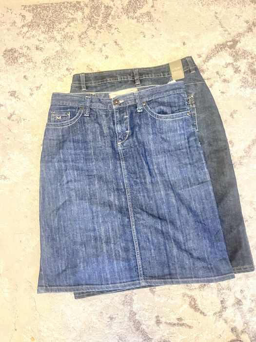 Fusta de blugi 2 bucati si un pulover cu paiete M