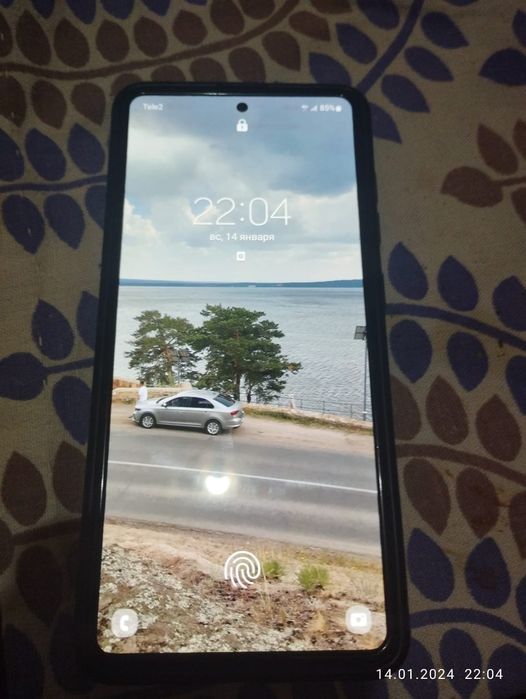 Продаю samsung 51 128 g