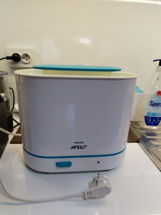 Стерилизатор за бебешки шишета и залъгалки Philips AVENT