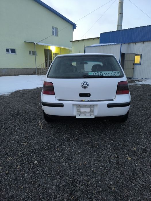 Гольф 4 в хорошем состоянии.