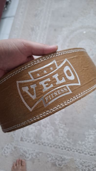 тяжелоатлетический пояс.