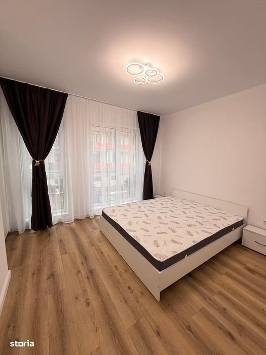 Apartament 3 camere semidecomandat zona Sesu de sus