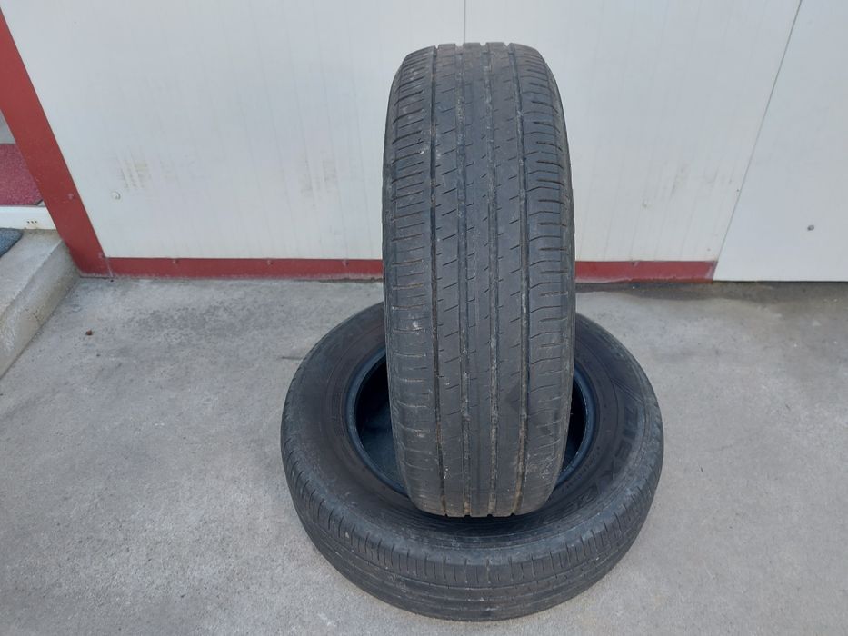 100 lei bucata! Doua anvelope vara 215 65 17 Falken