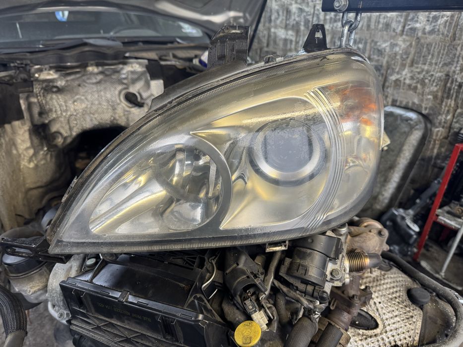 Комплект фарове за Mercedes ML W163 Facelift