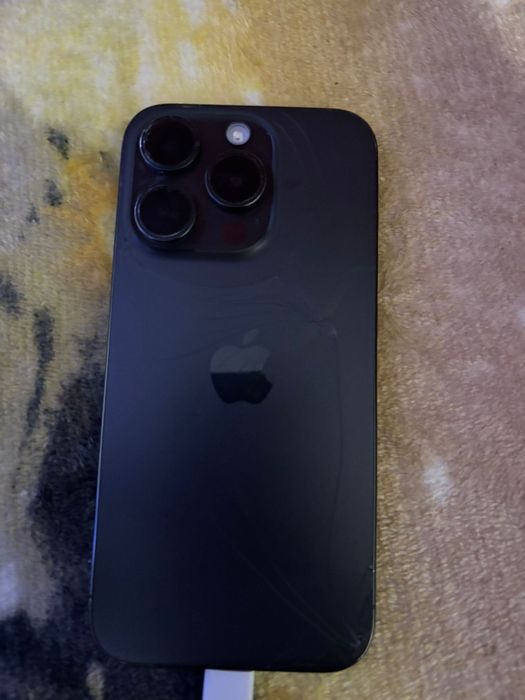 Vand iphone 15 pro piese