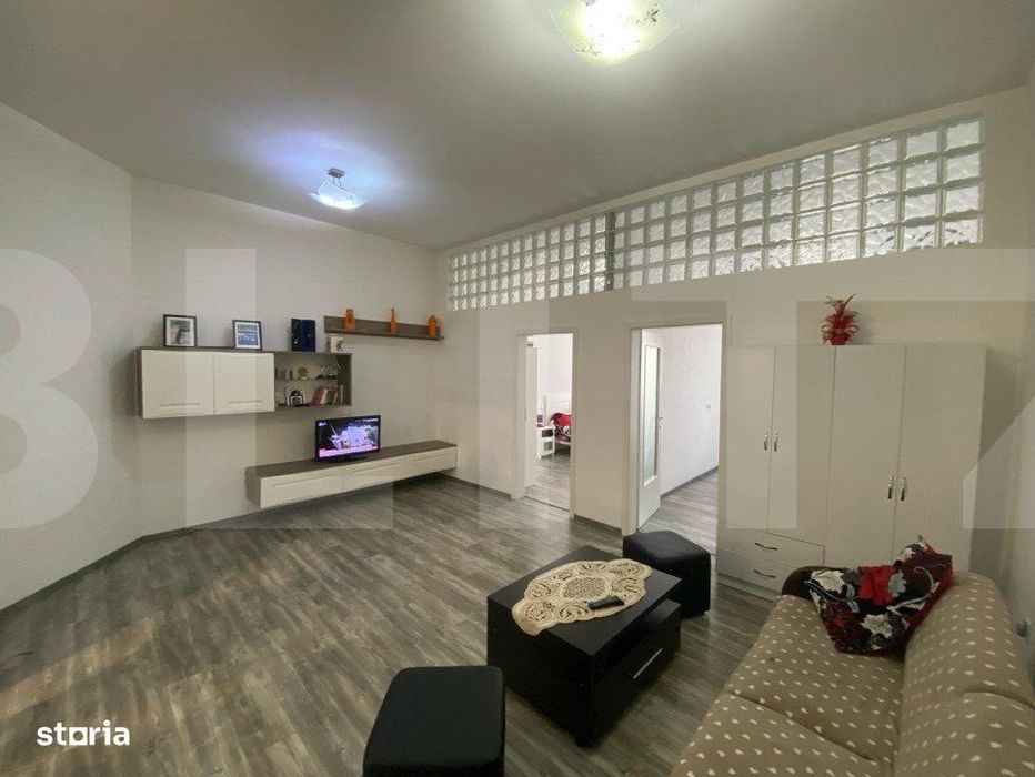 Apartament de 3 camere, decomandat, 74 mp, zona Piata Unirii