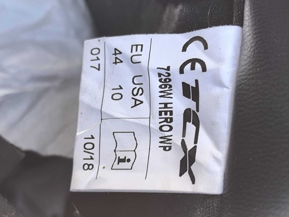 TCX Hero 2 Cizme de motocicletă impermeabile negre - noi!
