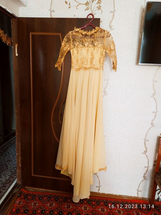 Продам платье вечернее