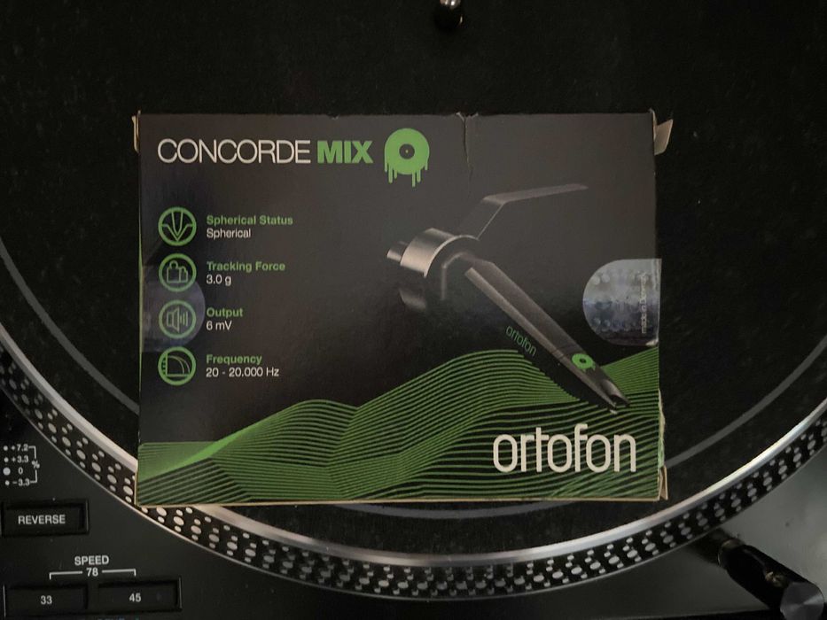 Reloop RP-8000 MK2 DJ Грамофон / Състояние равно на ново + кейс + доза