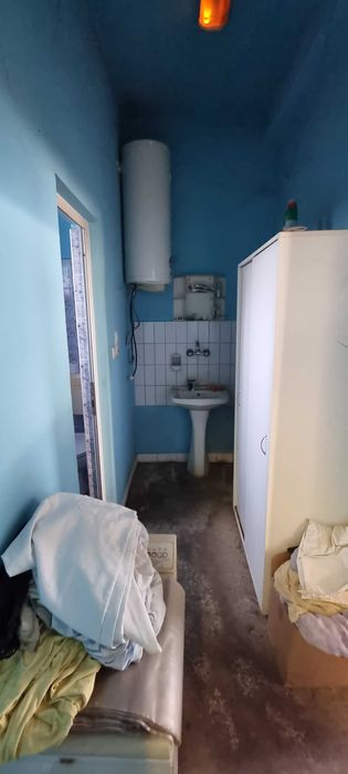 Продава се Промишлена сграда в с. Ломци, Област Търговище - 75 кв.м за 1700 €/кв.м - Снимка #6