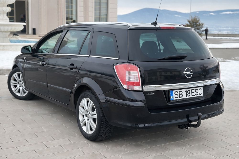 Opel Astra H 2010 Station Wagon 1.3DCI