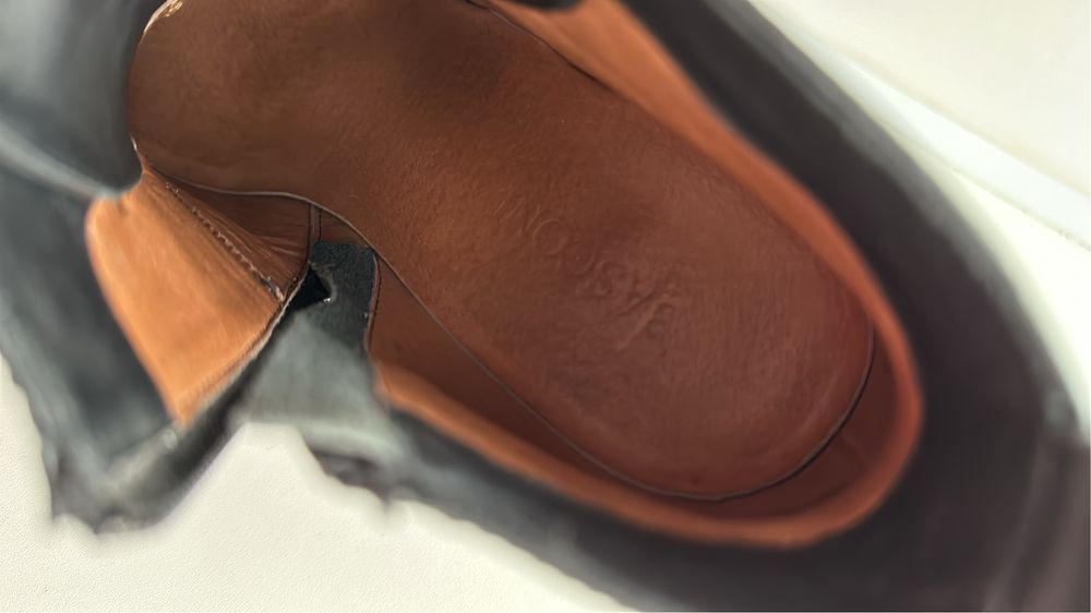 Продам ботиночки