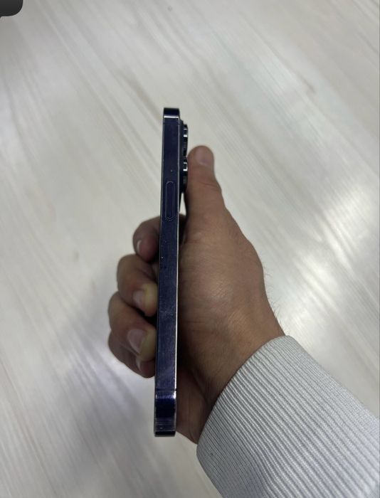 Iphone 14 pro zoʻr holatda