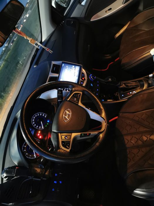 Продаю Hyundai Accent