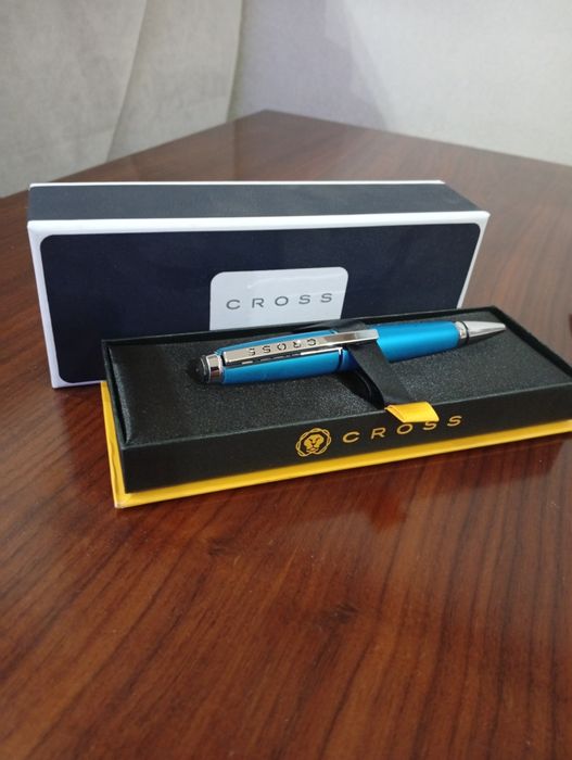 Ручка шариковая подарочная