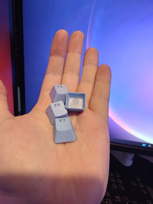 Custom Механична Клавиатура Glorious GMMK