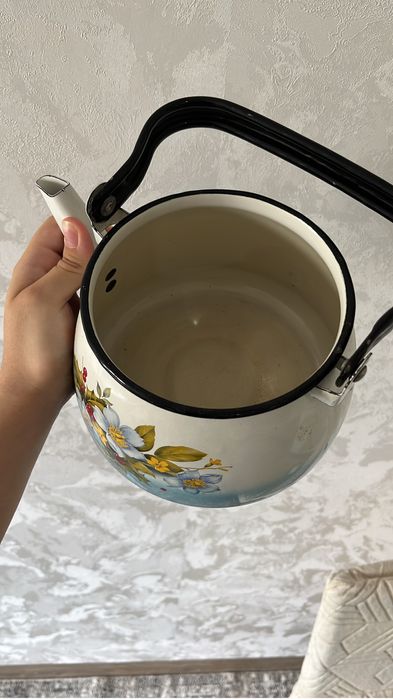 Эмалированный чайник