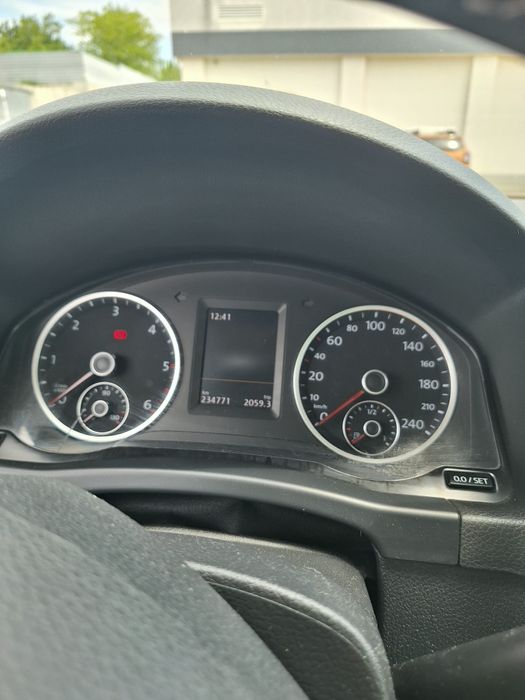 Vând urgent  VW  Tiguan 2015.4×4. automat
